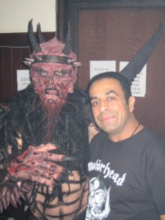 Arash (right) w/ Oderus Urungus