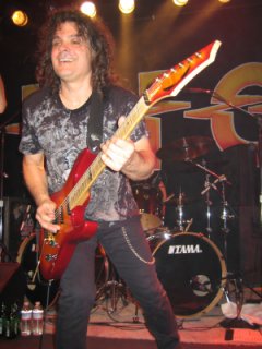 Vinnie Moore